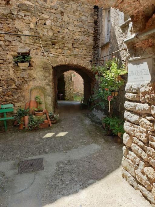 Maison De Village Avec Piscine Au-Dessus Des Cinque Terre Madonna del Trezzo Luaran gambar