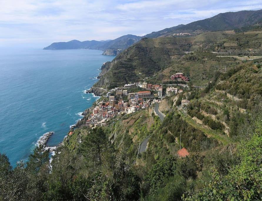 Maison De Village Avec Piscine Au-Dessus Des Cinque Terre Madonna del Trezzo Luaran gambar